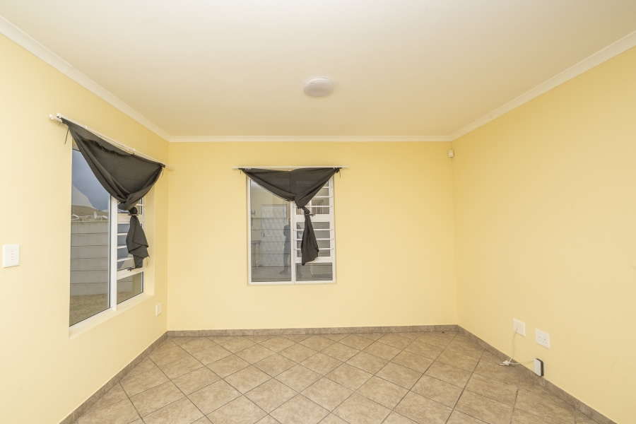 2 Bedroom Property for Sale in Sunset Glen Western Cape